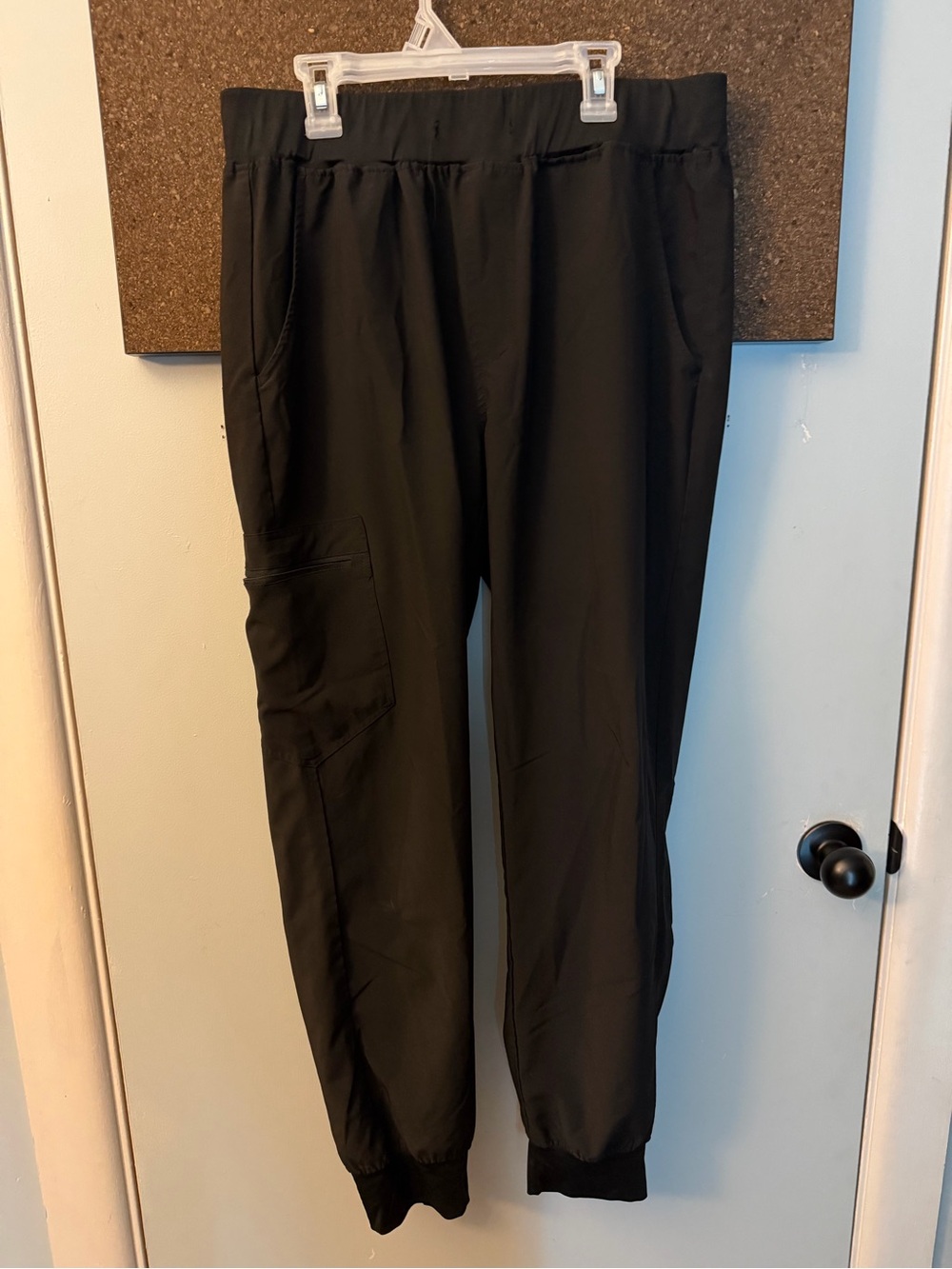 Black Women's Cargo Jogger Scrubpants